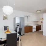 Lejlighed Riva Mare Sveta Marina