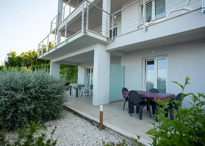 Riva Mare Daire