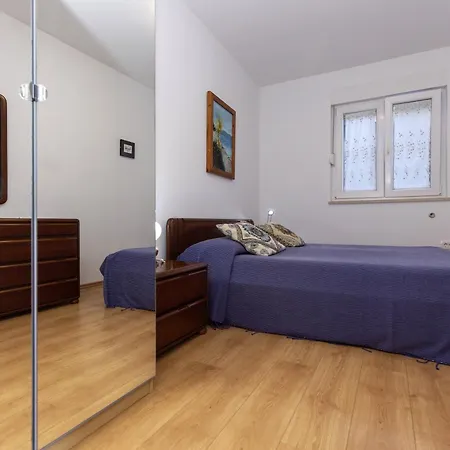 Apartment Riva Mare