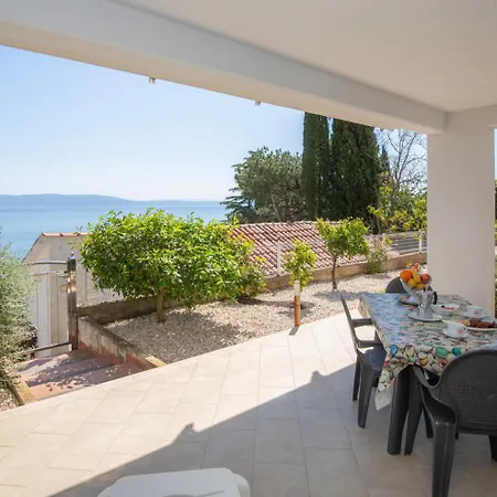 Riva Mare Sveta Marina