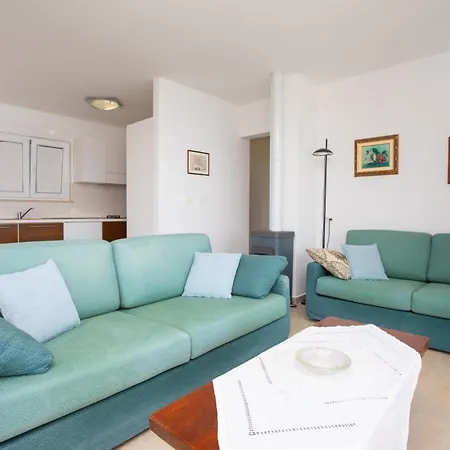 Riva Mare * Sveta Marina