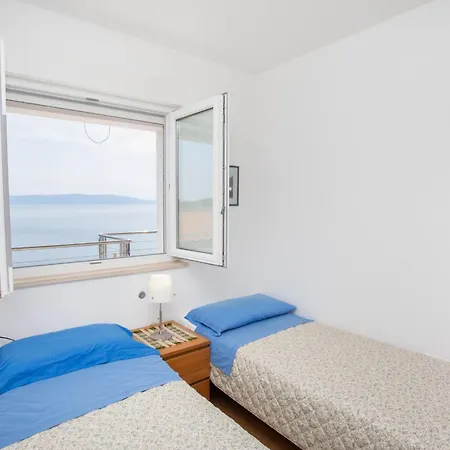 Riva Mare Apartment Sveta Marina