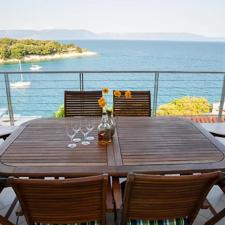 Riva Mare Apartment Sveta Marina